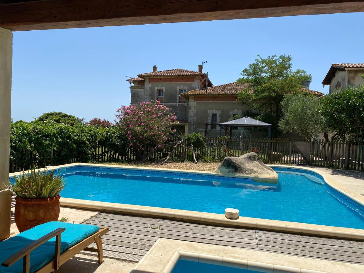 Les Pierrades En Camargue Villa Vauvert Eksteriør billede